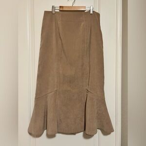 🐪🤎 Boss Babe Classic Camel Tan Faux Suede Flared Midi Skirt 🤎🐪